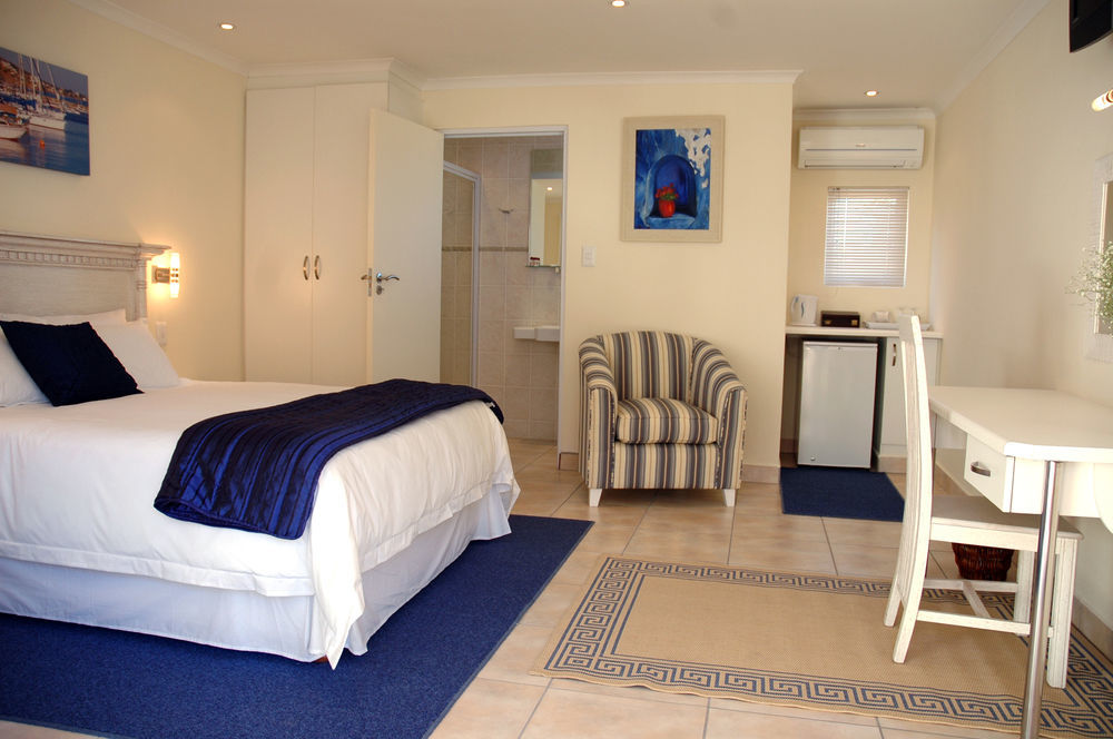 Santorini Guesthouse Ист-Лондон Экстерьер фото